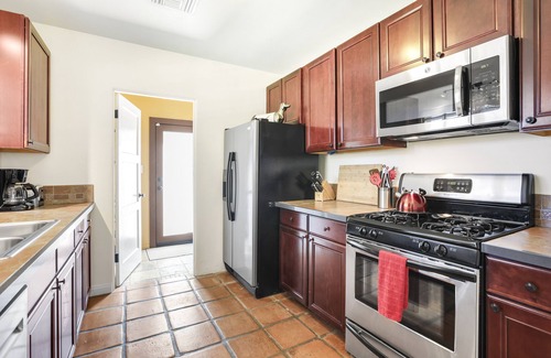 Chino Canyon Casa | Charming desert getaway with lush garden, private pool & spa - close to downtown