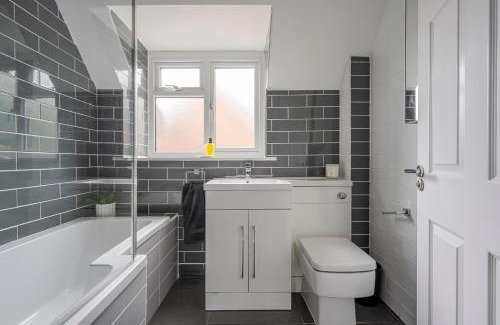 Ashbocking Casa | Charming Detached House in Quiet Suffolk Village