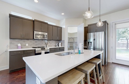 St. John - Coronado Hills Casa | Charming Dog Friendly House with Good Location and Enclosed Patio