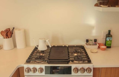 Wakefield-Peacedale Casa | Charming Downtown Wakefield Mill House