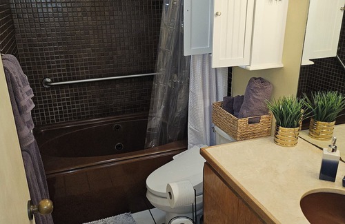 Downtown Honolulu Apartamento | Charming Downtown Honolulu Apartment: 1-bed, 1-bath, Full Kitchen & Washer/Dryer