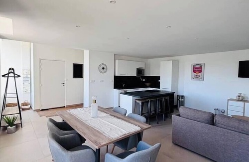 Albigny-sur-Saone Apartamento | Charming Duplex in Albigny sur Saône