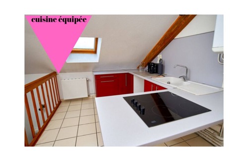 Montlucon Apartamento | Charming Duplex 2 Cosy Downtown