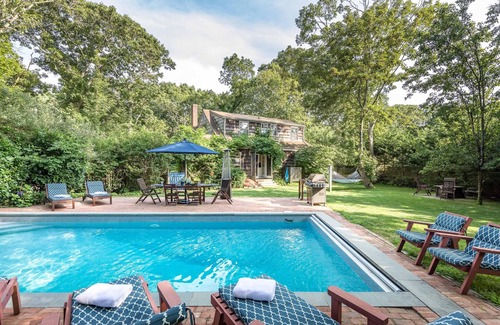 Village of East Hampton Cabaña | Encantadora casa de campo East Hampton con piscina, cerca de la playa de Georgica
