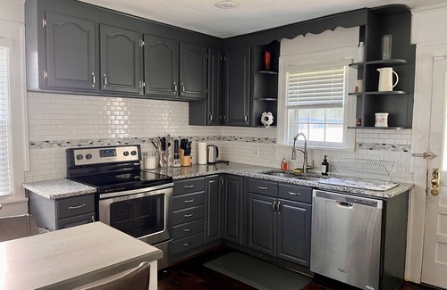 Northern Inglewood Casa | Charming East Nashville Cottage with AC, WiFi, Large Backyard