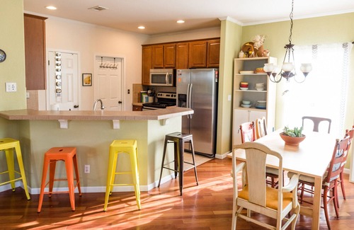 Chestnut Casa | Charming Eastside Home Near UT, Downtown, Capitol, St. Davids, Dell Children's