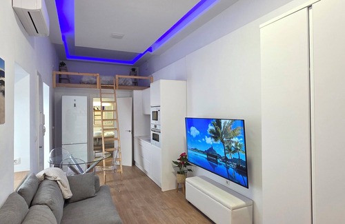 Alcala de los Gazules Apartamento | Charming 2-bedroom apartment with WiFi, AC in tranquil Alcalá de los Gazules