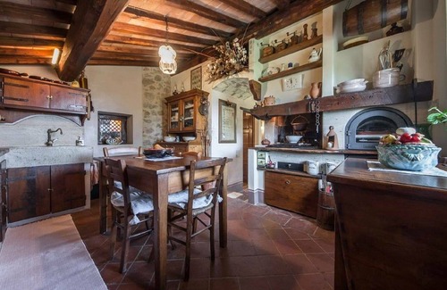 San Macario In Monte Casa | GRANJA CON ENCANTO ENTRE LOS VALLES Y LAS COLINAS MÁGICAS DEL SENESE