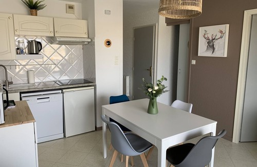 Fort-Mahon-Plage Apartamento | Apartamento F2 cerca de la playa con estacionamiento y admite mascotas