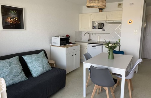 Fort-Mahon-Plage Apartamento | Apartamento F2 cerca de la playa con estacionamiento y admite mascotas