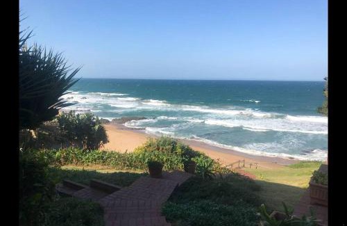 Ballito Casa | Charming Family Holiday Home Private Beach