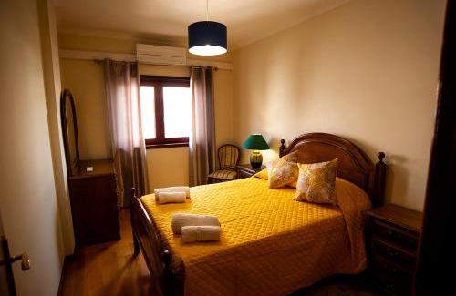 Braganca Apartamento | Charming Family Large Apartment
