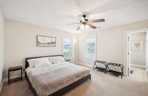 Elizabeth City Casa | Charming Family Retreat with Spacious Yard home