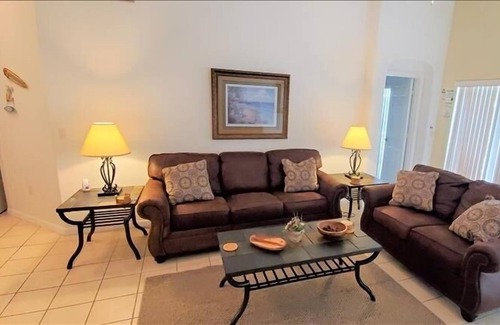 Marbella Casa | Charming Family Villa in Marbella Davenport 4BR 2BA Gameroom by RedAwning