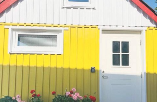 Laholm Chalet De Esquí | Charming farmhouse for rent in central Laholm - close to nature, town & beach |SE02118
