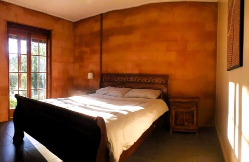 The Head Otro | Charming farmhouse nestled in the breath-taking Condamine Gorge