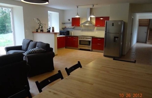 La Bazoge Cabaña | Casa rural reformada cerca de Le Mans, 5 habitaciones, jardín privado, parking y WiFi