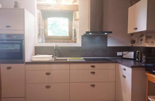 Chateaudun Cabaña | Casa rural acogedora con jardín, chimenea y WiFi en Châteaudun