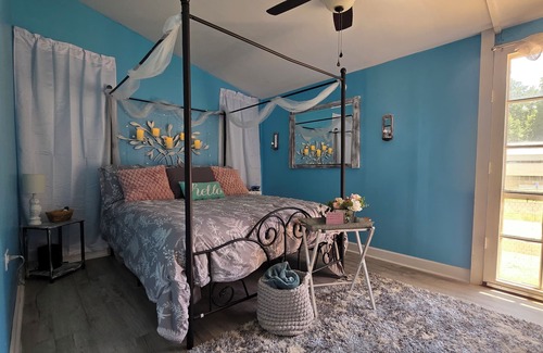 Lexington - Salisbury Otro | Charming Farmstay Retreat with Luxury Comforts in Lexington