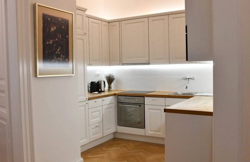 Mala Strana Apartamento | CHARMING FLAT IN THE CITY CENTRE BY THE RIVER VLTAVA CLOSE TO THE CHARLES BRIDGE