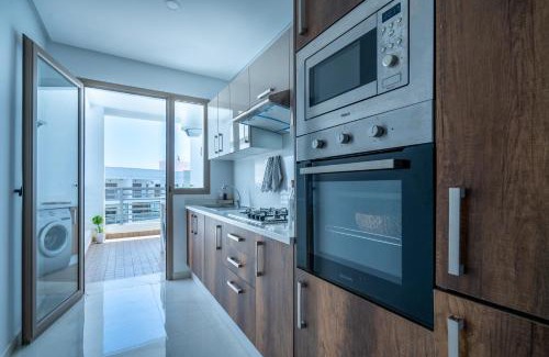 Cherrat Apartamento | Charming Flat with Pool view Fast Wi-Fi