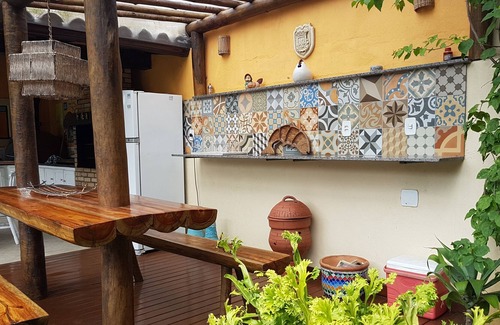 Buzios Casa | Encantador para personas exigentes, hermoso estilo buziano, 5 suites con aire y TV.