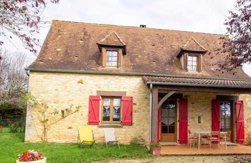 Cenac-et-Saint-Julien Cabaña | Casa con Chimenea y Jardín Cercado en el Valle de Dordoña