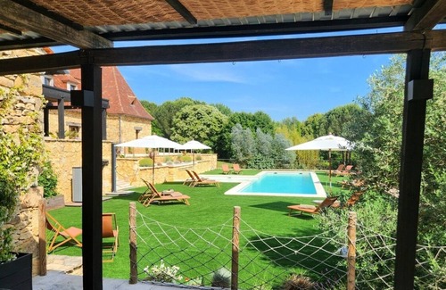 Castelnaud-la-Chapelle Cabaña | Vue sur la Prairie-2BD Charming cottage