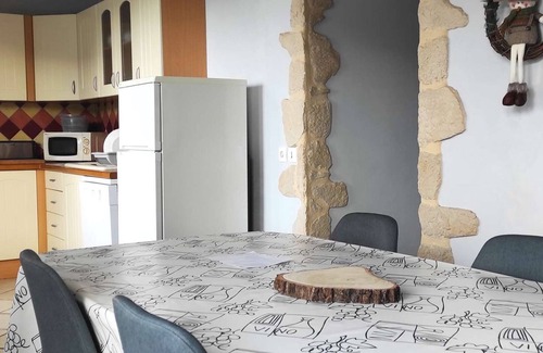Font-Romeu-Odeillo-Via Apartamento | Elegante apartamento de 2 dormitorios, terraza, parking y lavadora/secadora