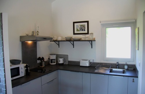 Pernes-les-Fontaines Apartamento | Gîte Ventoux-Estudio-Superior-Habitación con desagüe-Vista al campo