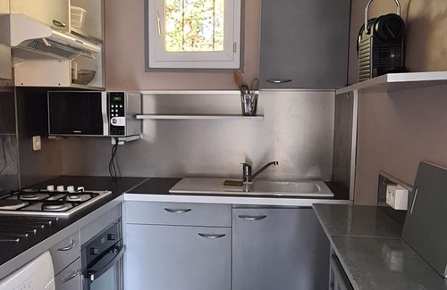 Saint-Etienne-du-Gres Casa | Charming home in the Alpilles