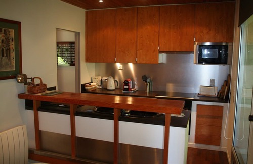 Saint-Gatien-des-Bois Casa | Casa con terraza y gran jardín arbolado en la zona residencial privada