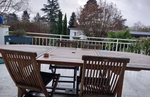 Saint-Nom-la-Breteche Casa | Charming house near Paris and Versailles with heated swimming pool !