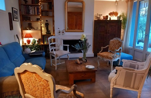 Saint-Nom-la-Breteche Casa | Charming house near Paris and Versailles with heated swimming pool !