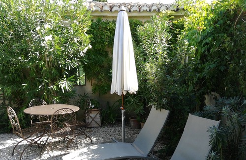 St.-Remy-de-Provence Cabaña | Charming Mazet with swimming pool