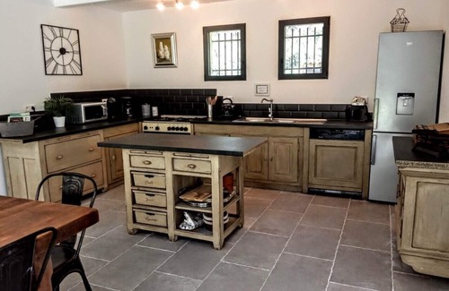 St.-Remy-de-Provence Apartamento | NUEVO Encantadora casa con piscina en el parque natural de los Alpilles