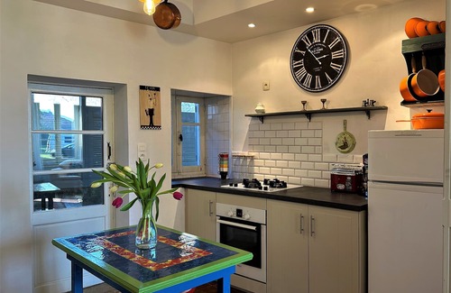 Verteuil-sur-Charente Casa | Cozy, tranquil hideaway located in France in the Cognac country