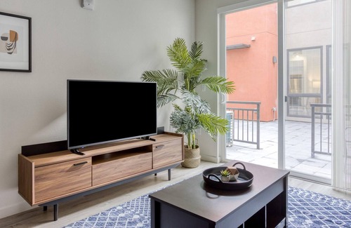 Downtown Oakland Apartamento | Charming Furnished 1BR in Oakland, Pet-Friendly