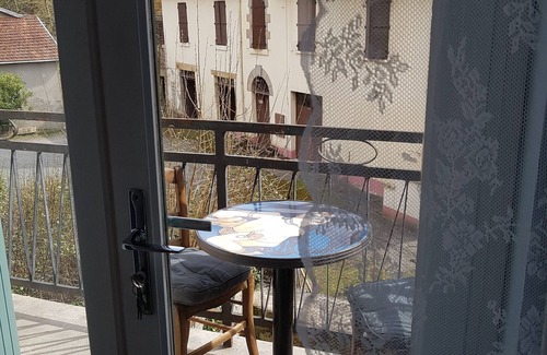 Aubin Apartamento | Charming furnished apartment 5 minutes from the Cransac thermal baths!