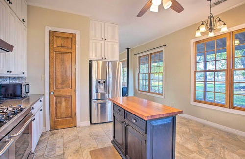 Gainesville Casa | Charming Gainesville Retreat: Barn, Horses Welcome