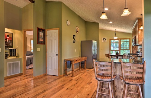 Galax Casa | Charming Galax Retreat w/ Wraparound Deck!