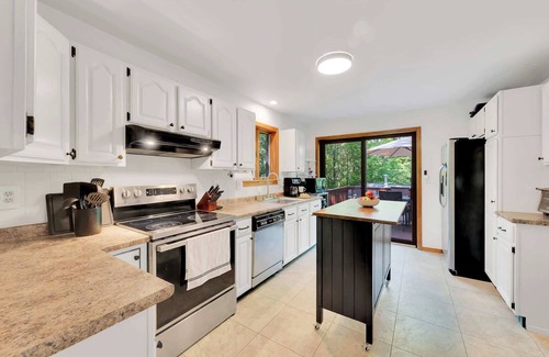 Tafton Casa | Charming Getaway | Minutes from Lake Wallenpaupack