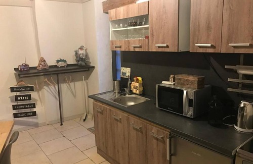 Flines-les-Mortagne Apartamento | Acogedor gîte con aire acondicionado, aparcamiento y terraza cerca de Saint-Amand-les-Eaux