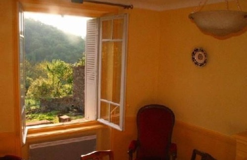 Arlet Cabaña | Encantadora casa de campo, hasta 12 personas, en el corazón del valle de Allier