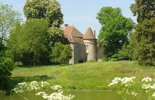 Peyrat-la-Noniere Cabaña | Casa rural con encanto 4 orejas Peyrat Nonière el dominio con lago de pesca-Château