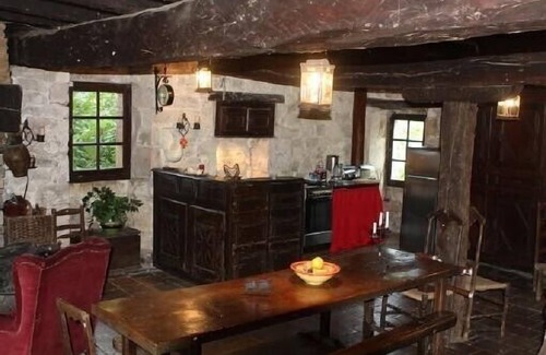 Vindrac-Alayrac Cabaña | Casa rural del castillo medieval de Vindrac - Cordes sur ciel con piscina