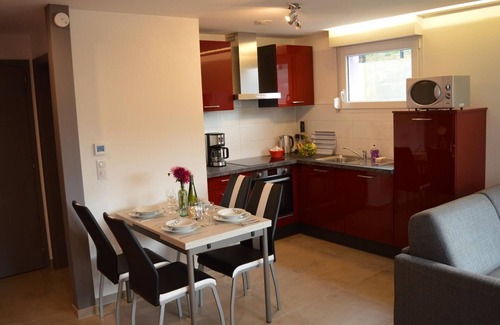 Altkirch Cabaña | Gîte moderne près d'Altkirch avec jardin, à 10 min du centre-ville, idéal familles et pros