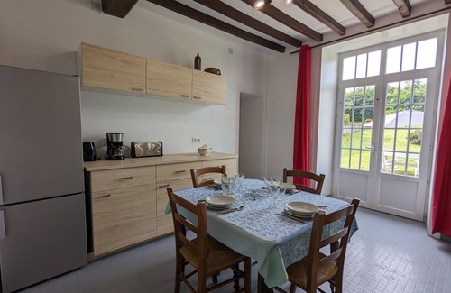 Bellon Cabaña | Gîte avec piscine chauffée, jardin et Wi-Fi, près d'Aubeterre-sur-Dronne