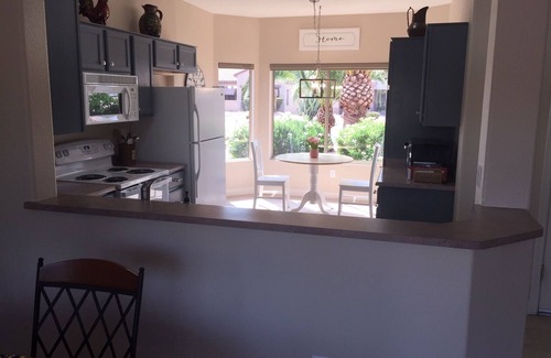 Sun City Grand-desert Horizon Casa | Charming golf-course community home