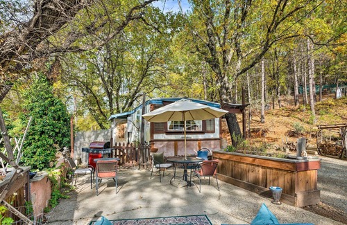 Grass Valley Cabaña | Charming Grass Valley Getaway on 6 Acres!